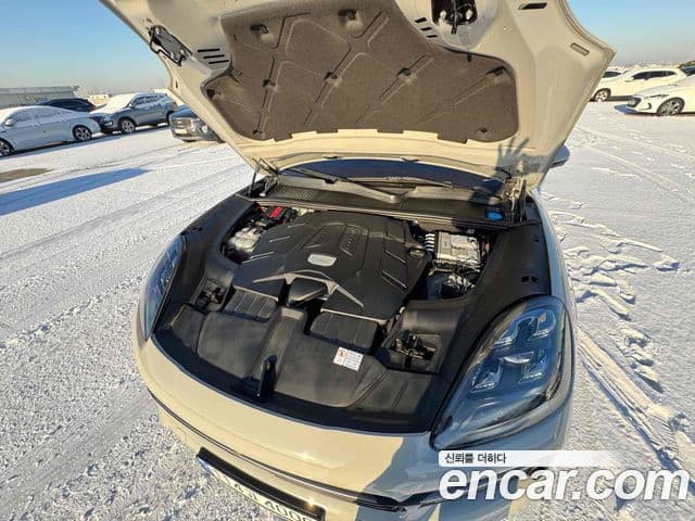 Porsche Cayenne (PO536) 3.0 Platinum Edition, 2023 6