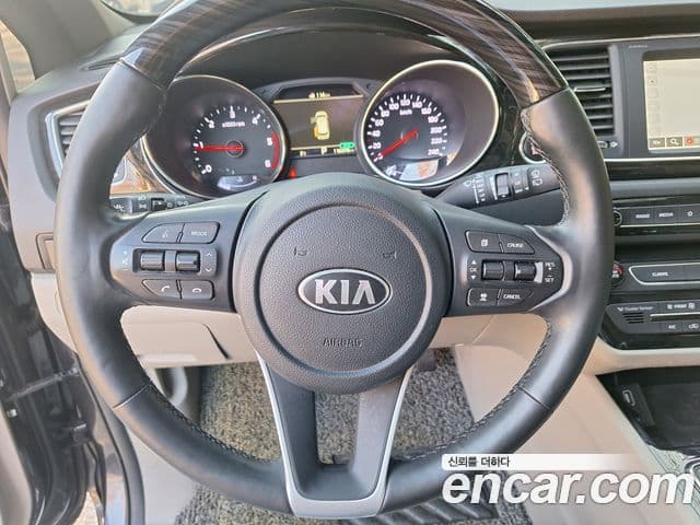 Kia The / новый New Carnival President, 2020 17