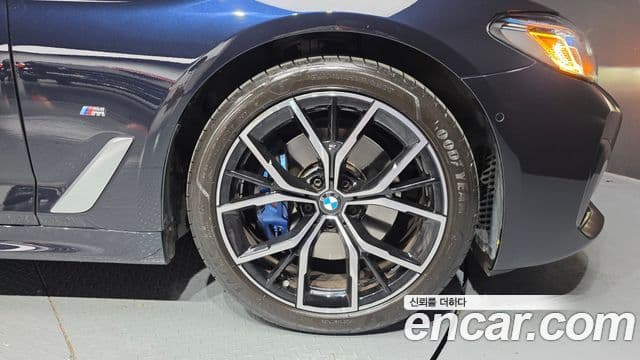 BMW 5시리즈 (G30) 530i M Sport, 2023 все фото