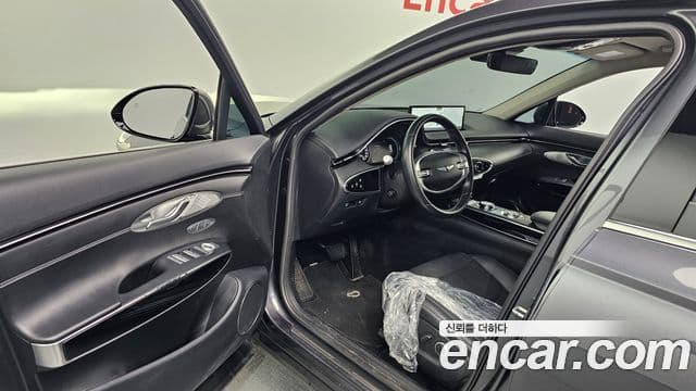 Genesis GV70, 2021 10