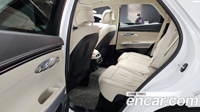 Genesis GV70, 2023 10