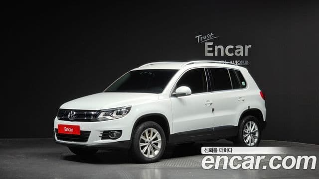 Volkswagen New Tiguan 5N, 2015 1