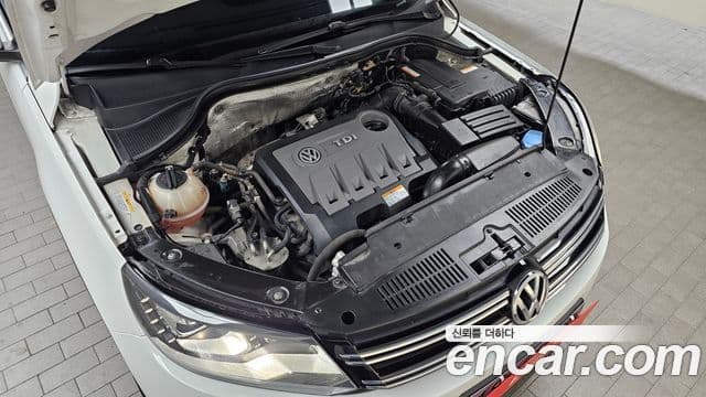 Volkswagen New Tiguan 5N, 2015 6