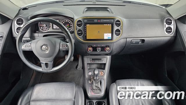 Volkswagen New Tiguan 5N, 2015 7