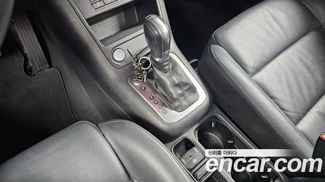 Volkswagen New Tiguan 5N, 2015 9