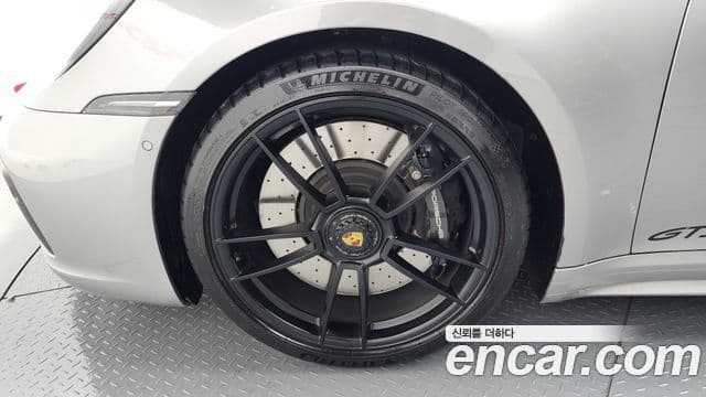 Porsche 911 (992) Carrera 4 GTS кабриолет, 2022 все фото