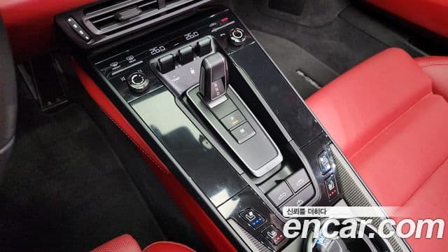 Porsche 911 (992) Carrera 4 GTS кабриолет, 2022 9