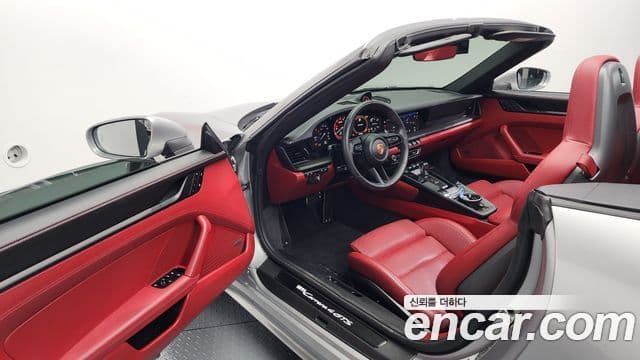 Porsche 911 (992) Carrera 4 GTS кабриолет, 2022 10