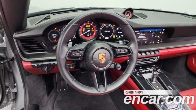 Porsche 911 (992) Carrera 4 GTS кабриолет, 2022 13
