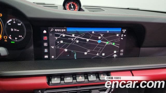 Porsche 911 (992) Carrera 4 GTS кабриолет, 2022 14