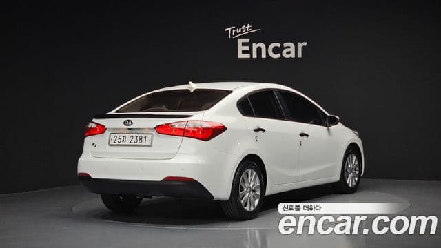 Kia K3 Trendy, 2015 2