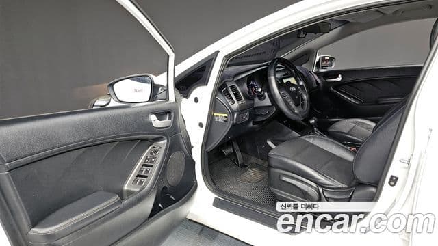 Kia K3 Trendy, 2015 11