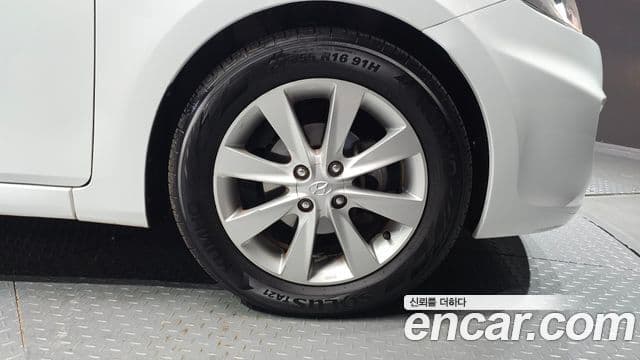 Hyundai Accent(новый кузов / новое поколение) Premier, 2012 все фото