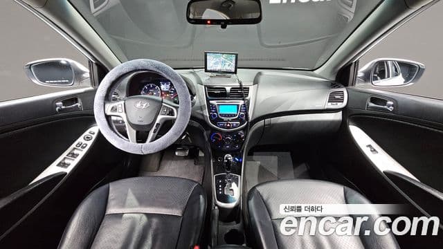 Hyundai Accent(новый кузов / новое поколение) Premier, 2012 7