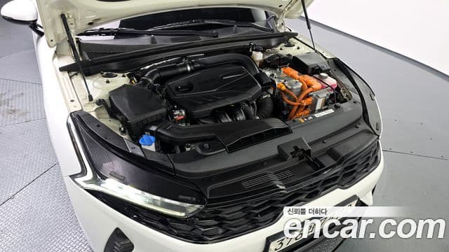 Kia K5 гибрид 3세대 Prestige, 2023 6