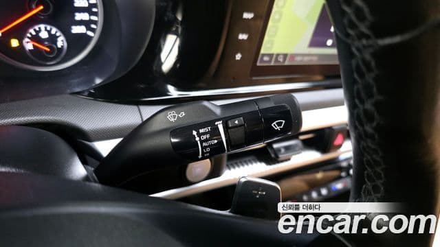 Kia K5 гибрид 3세대 Prestige, 2023 18