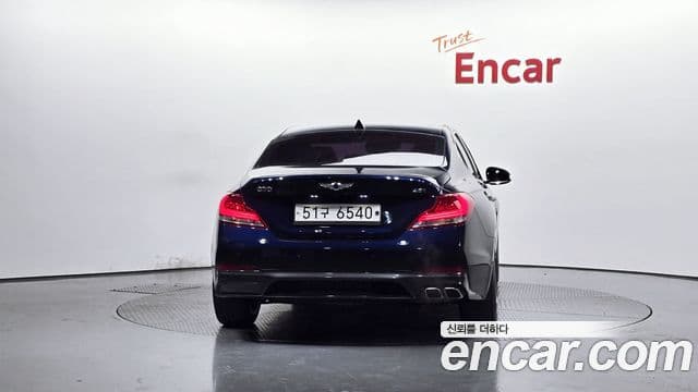 Genesis G70 Elite, 2019 4