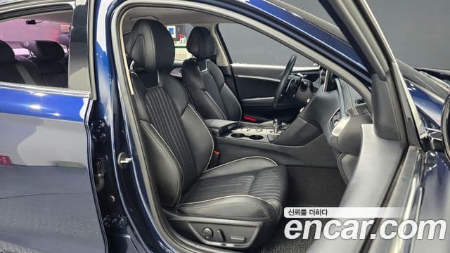 Genesis G70 Elite, 2019 10