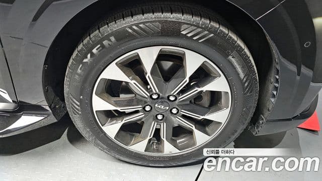 Kia Carnival 4세대 Signature, 2023 все фото