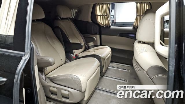 Kia Carnival 4세대 Signature, 2023 11