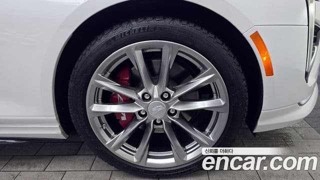 Cadillac CT4 2.0 Sport, 2020 все фото