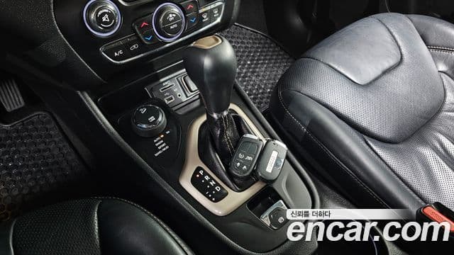 Jeep Cherokee(KL) 2.0 дизель Limited 4WD, 2015 9