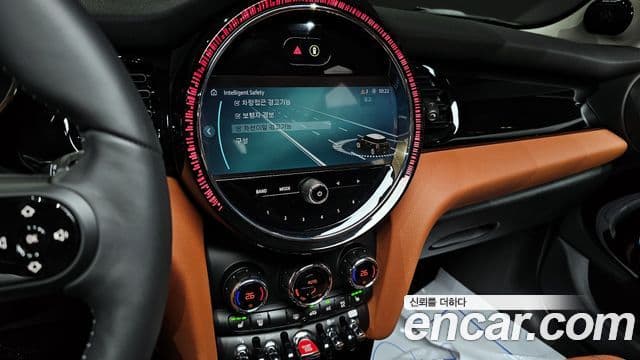 Mini Cooper S 3세대, 2024 14