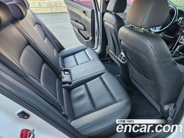 Hyundai Avante AD 1.6 GDI Smart, 2017 10