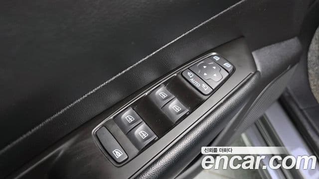 Renault Korea(Samsung) SM6 2.0 LPe SE (арендный автомобиль), 2019 12