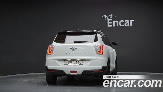 KG모빌리티(SsangYong) Tivoli люксовая версия, 2015 4