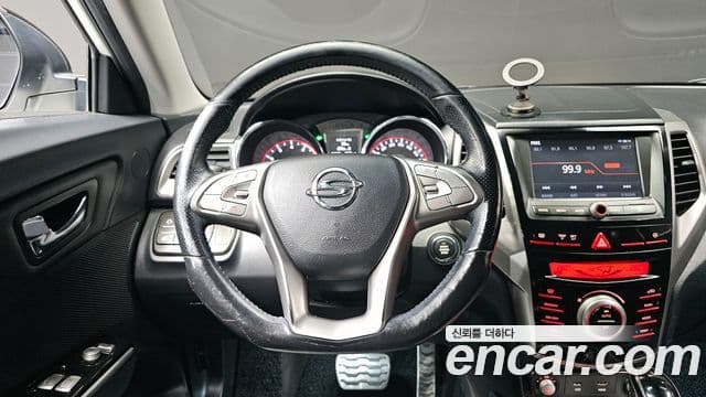 KG모빌리티(SsangYong) Tivoli люксовая версия, 2015 13