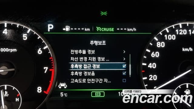 Genesis EQ900 Luxury, 2016 17