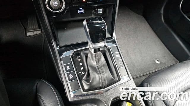 KG모빌리티(SsangYong) Beautiful Korando бензин 1.5 2WD C3 Plus, 2021 9