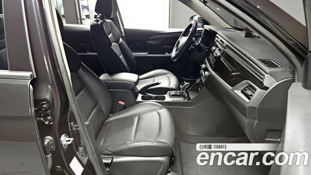 KG모빌리티(SsangYong) Beautiful Korando бензин 1.5 2WD C3 Plus, 2021 10