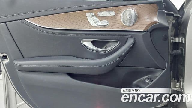 Mercedes-Benz E-класс W213 Exclusive, 2023 15
