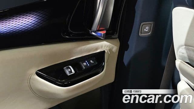 Kia Carnival 4세대 бензин 9인승 High Limousine(компания по спецнадстройкам), 2021 17