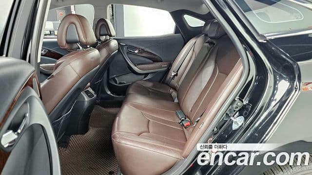 Hyundai Grandeur HG Modern, 2015 12