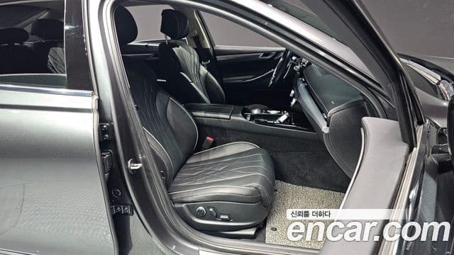 Genesis G80 (RG3) бензин 2.5 турбо 2WD, 2021 10