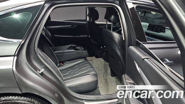 Genesis G80 (RG3) бензин 2.5 турбо 2WD, 2021 11