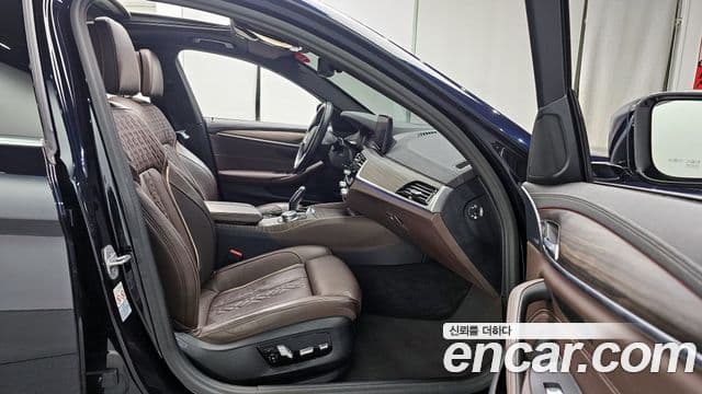 BMW 5시리즈 (G30) 523d M Sport, 2021 10