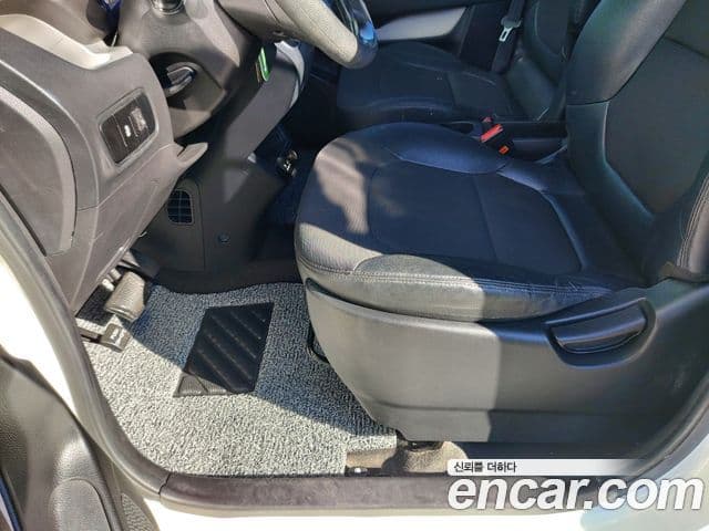 Kia Ray фургон / люксовая версия, 2016 12