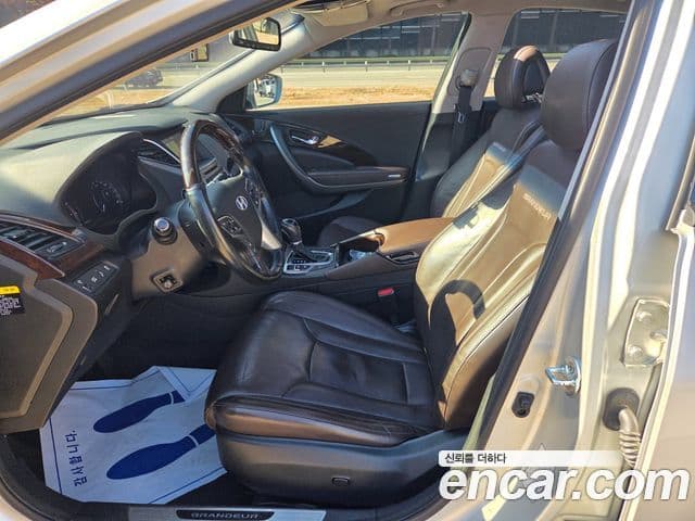 Hyundai Grandeur HG HG240 Modern Collection, 2016 11