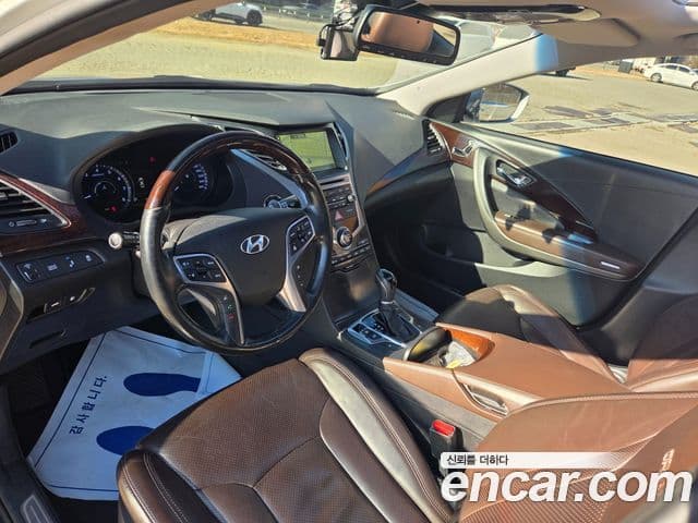 Hyundai Grandeur HG HG240 Modern Collection, 2016 12