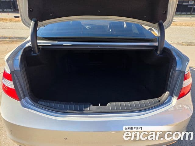 Hyundai Grandeur HG HG240 Modern Collection, 2016 19