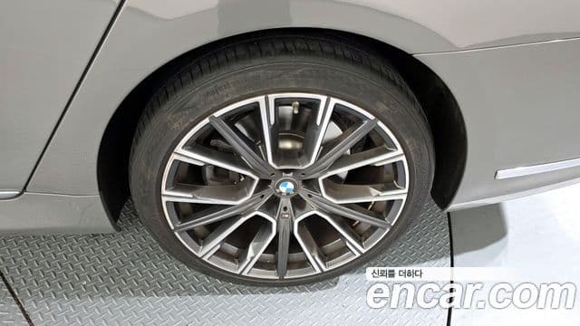 BMW 7시리즈 (G11) 740i M Sport, 2022 все фото