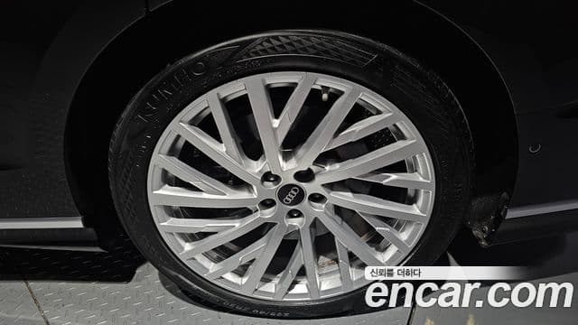 Audi A8 (D5) 55 TFSI Quattro LWB, 2021 все фото