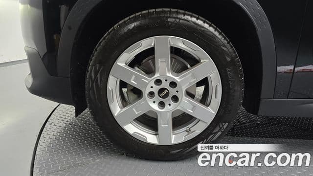 Mini Cooper S Countryman 3세대 ALL4 Classic, 2024 все фото