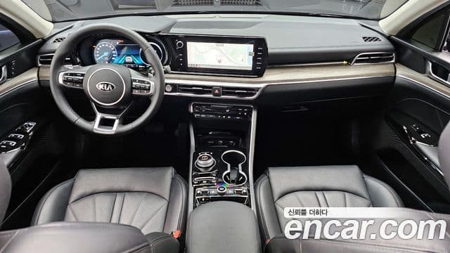 Kia K5 гибрид 3세대 Signature, 2021 7