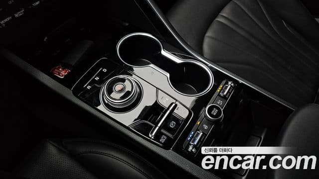 Kia K5 гибрид 3세대 Signature, 2021 9