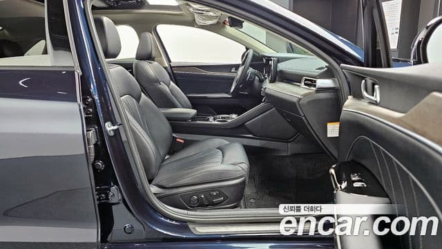 Kia K5 гибрид 3세대 Signature, 2021 10